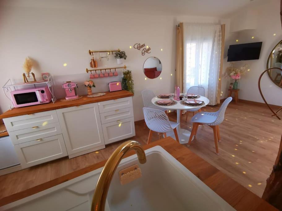 Casa Rosa, Un Petit Cocon Catalan Villa Ortaffa Exteriör bild